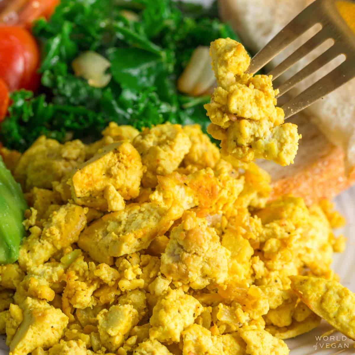 Whip Up the Best Easy Vegan Tofu Scramble in 10 Minutes